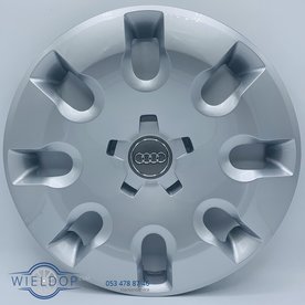 Wieldop set Audi 15 inch 8X0601147