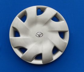 Wieldoppen Toyota IQ 15 inch  TOY485L15O